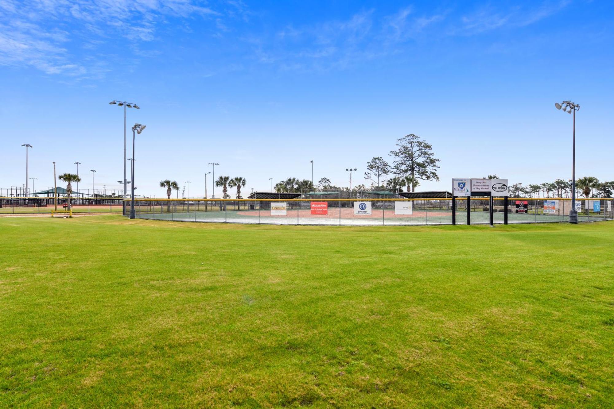 Long Beach Resort #1300-1 By Book That Condo パナマシティービーチ エクステリア 写真